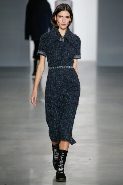 Look 29
